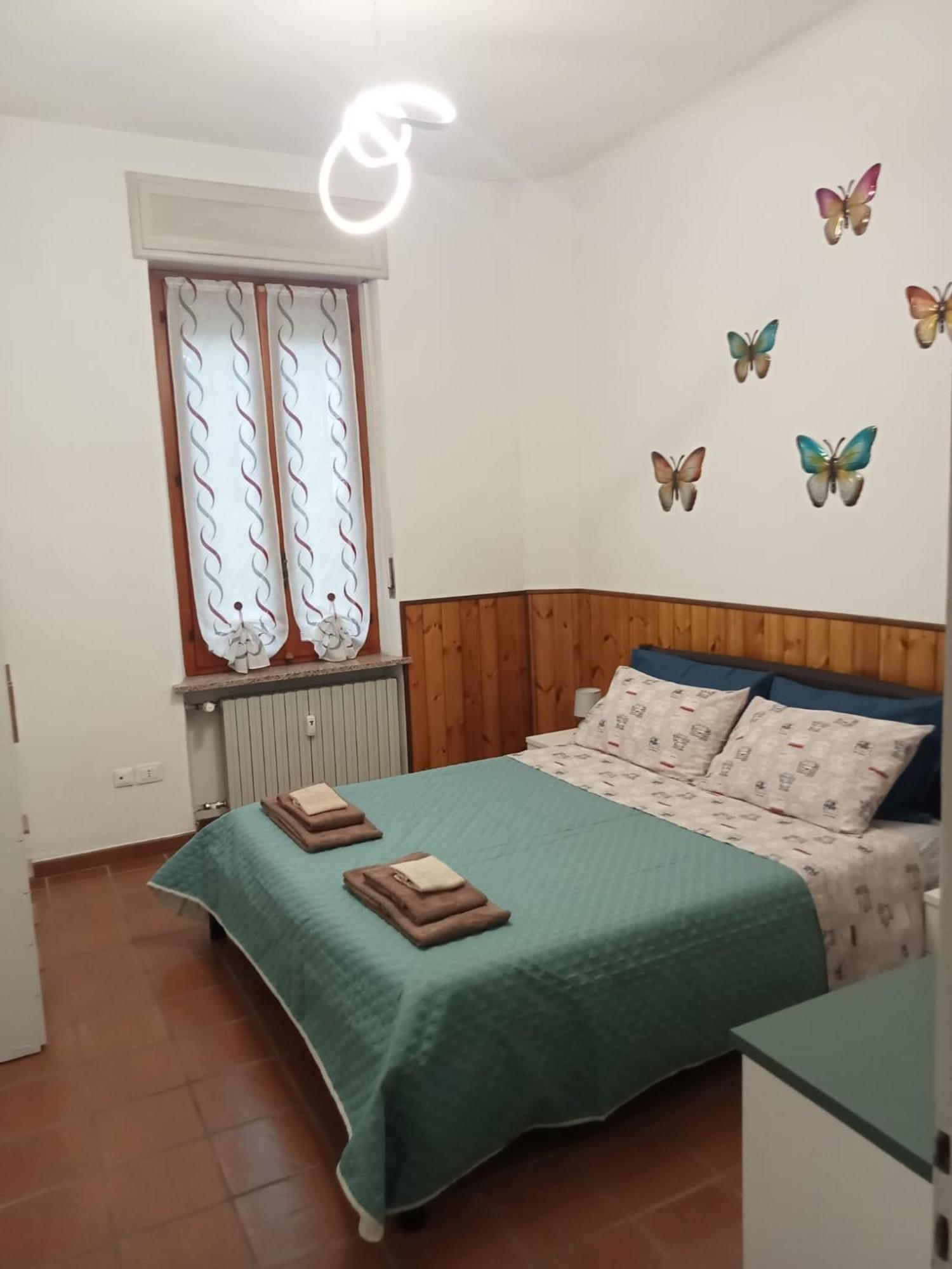 Guest House Montebello Άστι Εξωτερικό φωτογραφία